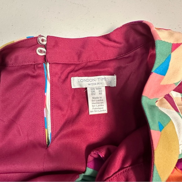 London Times Colorful Leaf Print Maxi Dress - Picture 6 of 9